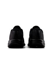 П'яткова частина чорних кросівок New Balance 411 v4, вигляд ззаду