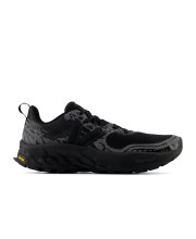 Чоловічий трейловий кросівок New Balance Fresh Foam X Hierro v8 Gore-Tex у профіль із чорною підошвою Fresh Foam та логотипом N
