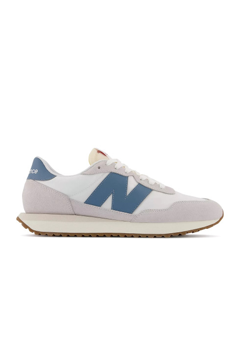 Чоловічі біло-сірі кросівки New Balance 237 у профіль з синім логотипом N та світлою проміжною підошвою