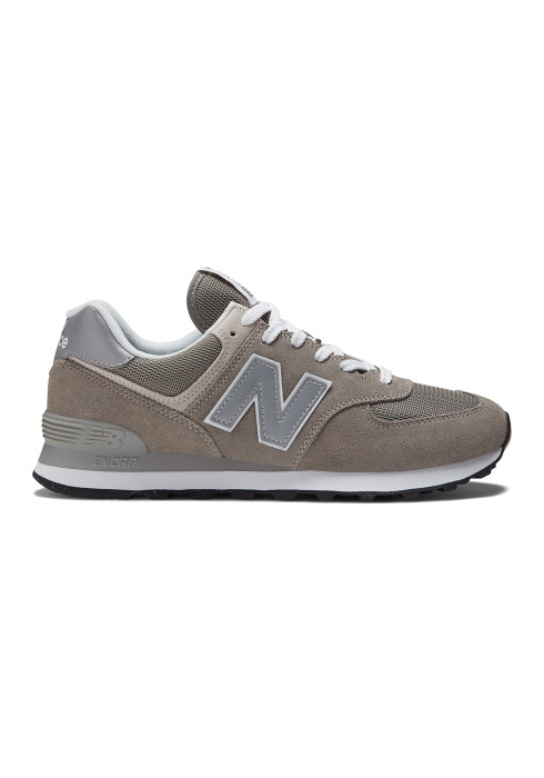 Чоловічі сірі замшеві кросівки New Balance 574 Classic GL у профіль з фірмовою буквою N та амортизуючою підошвою ENCAP