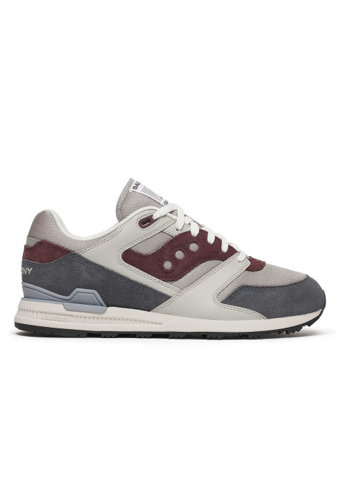 Чоловічий сіро-бордовий кросівок Saucony Courageous у профіль із фірмовою хвилею, замшевими вставками та білою підошвою