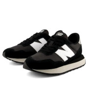 Жіночі чорні кросівки New Balance NB 237 під кутом спереду з замшевими вставками