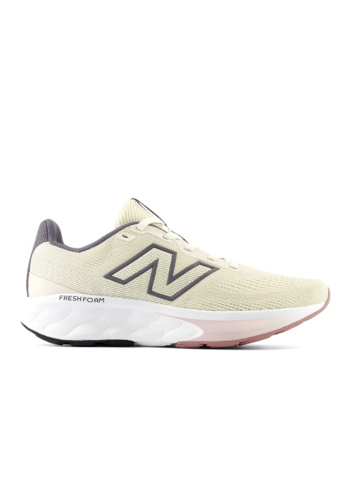 Жіночі кремові кросівки New Balance Fresh Foam 520v9 у профіль з підошвою Fresh Foam та логотипом