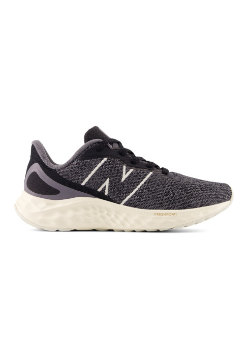 Жіночі темно-сірі кросівки New Balance Fresh Foam Arishi у профіль з фірмовим логотипом N та підошвою Fresh Foam