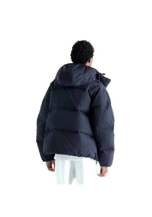 Чоловіча темно-синя пухова куртка New Balance Premium Down Jacket з капюшоном, вигляд ззаду