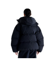 Жіночий чорний зимовий пуховик New Balance Premium Puffer, вигляд ззаду