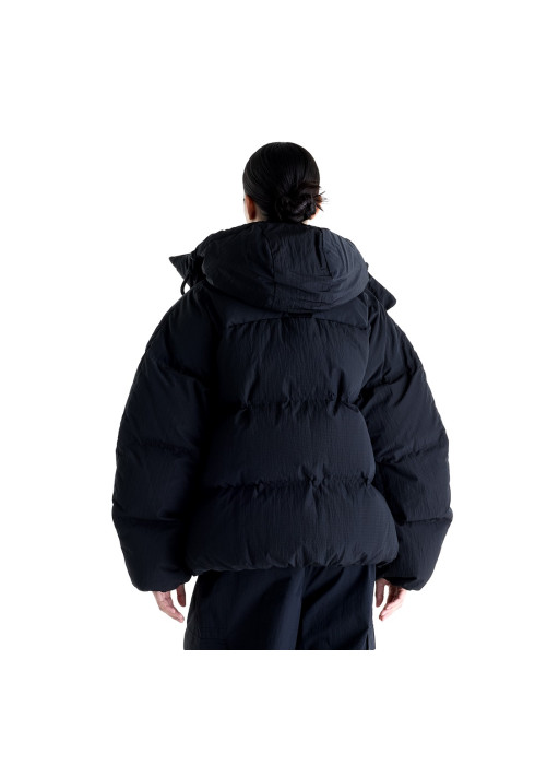 Жіночий чорний зимовий пуховик New Balance Premium Puffer, вигляд ззаду