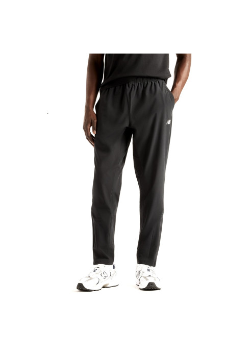Чоловічі спортивні штани New Balance Utility Stretch Woven чорного кольору звуженого крою, вигляд спереду