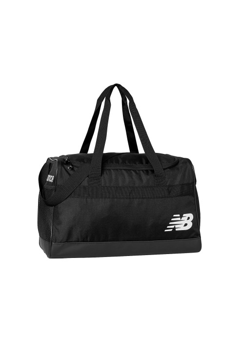 Чорна спортивна сумка New Balance Team Duffel Bag Small LAB23071 з логотипом, бічним відділенням та ременем через плече