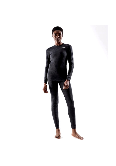 Жіночий комплект термобілизни Craft Core Wool Merino темно-сірого меланжевого кольору на моделі у повний зріст