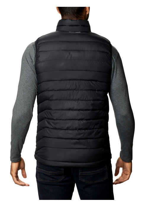 Чоловічий чорний утеплений жилет Columbia Powder Lite II Vest з горизонтальним стьобанням вид ззаду на моделі